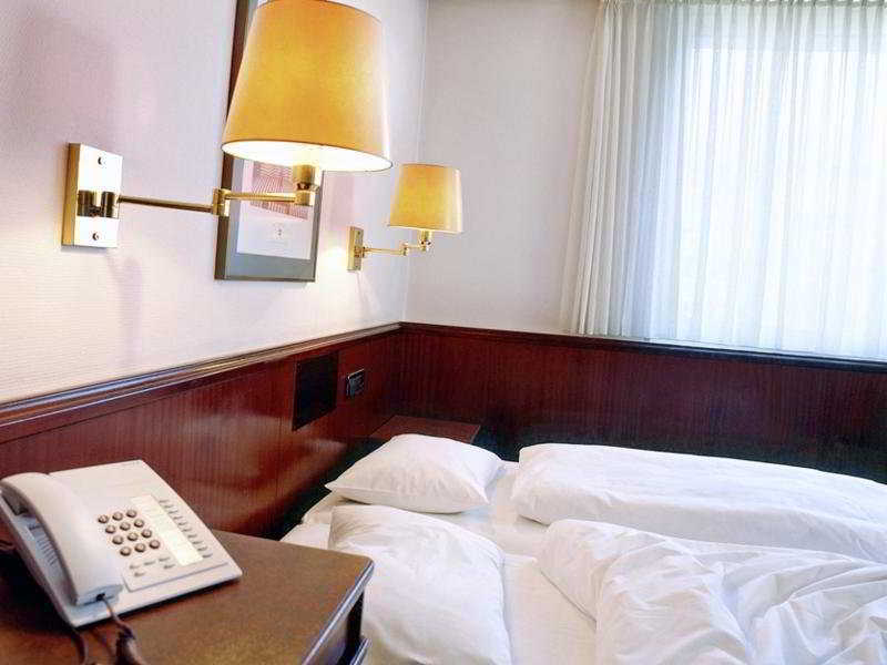 Nunohotel Köln Eksteriør bilde